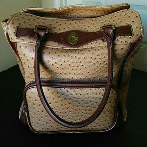 Adrienne Vittadini Rolling Weekender Bag